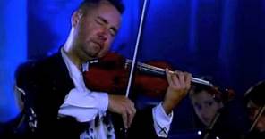Nigel Kennedy performing J.S. Bach's A minor violin concerto