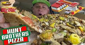 HUNT BROTHERS PIZZA⭐10 Topping Loaded Supreme⭐ Food Review!!!