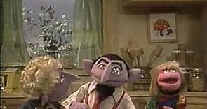 Classic Sesame Street - The Count and Countess watch themselves on TV