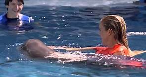 L'Incredibile storia di Winter il delfino 2 - Bet e Saw - Clip dal film | HD