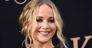 Jennifer Lawrence maman : première sortie en famille avec son bébé - Elle