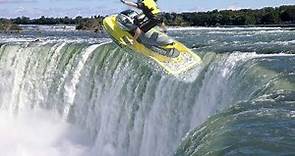IDEE VIAGGIO - Tuffarsi nelle cascate del Niagara!