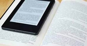 Pros y contras de los libros impresos y digitales - UNAM Global