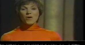 Julie Andrews -- O Come All Ye Faithful, 1973