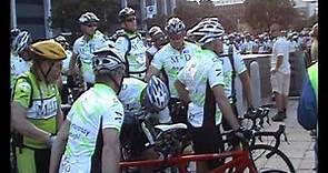 Matt Damon cycles 110km Argus Cycle Tour 2009 for charity