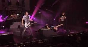 All Time Low - Weightless (Live Video)