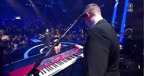 Hurts - Miracle (HD LIVE at the Echo 2013 Awards)