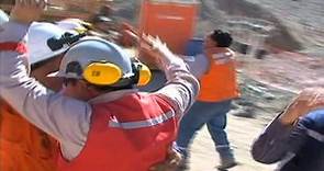 Euforia en Chile al saber que los mineros atrapados están vivos