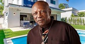 Louis Gossett Jr.'s Wife, 2 Sons, 3 Marriages, Age, Height & Net Worth (R.I.P)