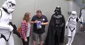 Darth Vader Helps Wife Tell Husband She's Pregnant At Disney World