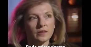 Entrevista a Mary Austin después de la muerte de Freddie-Traducción al español