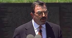 Water officials vote to accept settlement from Tom Selleck