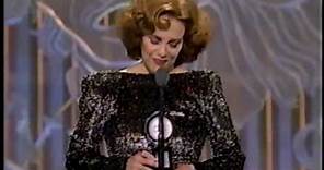 Madeline Kahn wins 1993 Tony Award for Best Actress in a Play