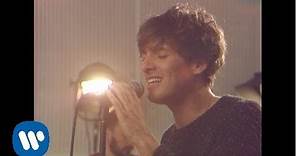 Paolo Nutini - Let Me Down Easy [Official Video]