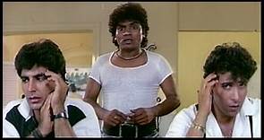Johnny Lever comes to the Police Station to Meet Shakti Kapoor (Khiladi)