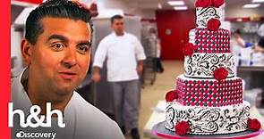 Buddy duda en hacer este pastel de bodas con el color gris | Cake Boss | Discovery H&H