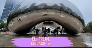 The cloud Gate "El Frijol" Chicago