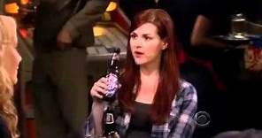 Sara Rue in Rules of Engagement 01