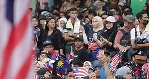 馬來西亞國慶日 群眾情緒超嗨高喊獨立自由 | 國際 | 中央社 CNA