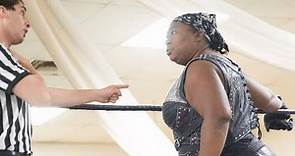 Taya Valkyrie vs. Awesome Kong in a Women's Singles Wrestling Match