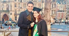 'Knew I Had Married a Superwoman:' Akshay Pens Note On Twinkle's Graduation Day