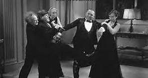 The 3 Stooges 1935 - Hoi Polloi