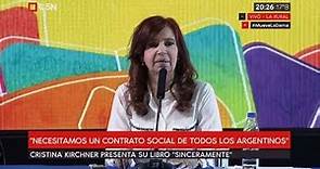 Habla Cristina Kirchner en la presentación de "Sinceramente" en la Feria del Libro