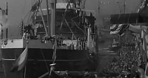 Tugboat Annie (1933) Marie Dressler, Wallace Beery, Robert Young, Maureen O'Sullivan