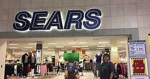 The death of Sears & Roebuck’s 🔴 at the Lakeland Square Mall in Florida