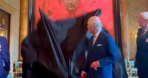 Vídeo: El rey Carlos III revela un retrato perturbador de sí mismo