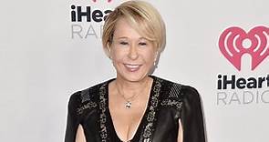 'The Simpsons' star Yeardley Smith shares screen-worthy love story, after marrying man hired to protect her at a show event