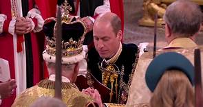 Incoronazione Carlo III, il momento in cui William giura fedeltà al re: "Ti servirò come fedele vassallo"