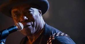Buddy guy Ft. Rolling stones - Champagne & Reefer Live!
