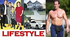 Patrick Wilson Lifestyle || Family, Wife, Networth, Son, House, Cars, Height 2021.