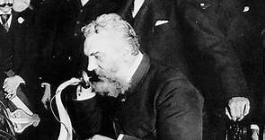 El 10 de marzo de 1876 Alexander Graham Bell transmitió el primer mensaje por teléfono