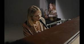 The Japanese House - One for sorrow, two for Joni Jones (Official Live Video)