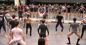 The Royal Ballet Full Class - World Ballet Day 2014