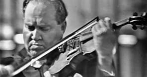 David Oistrakh plays Beethoven Violin Concerto - video 1959 best quality