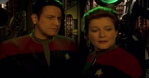 Watch Star Trek: Voyager Season 7 Episode 11: Star Trek: Voyager - Shattered – Full show on Paramount Plus