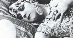 Theda Bara in the 1917 film Cleopatra + Interview