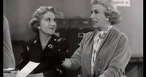 Burns and Allen - Classic Scenes #6 - Gracie applies for a driver's license [clip].mpg