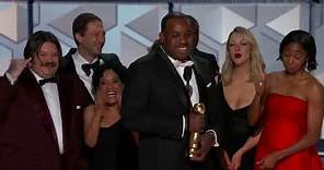 "The Bear" Wins Best TV Musical/Comedy Series I 81st Annual Golden Globes