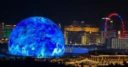 Mira la esfera LED de 54.000 metros cuadrados, la atracción más nueva de Las Vegas | Video