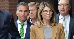 Lori Loughlin, husband to plead guilty to charges in college scandal