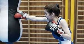 Así es 'La bonita Carrasco': tiene 15 años y es la única niña en el Equipo Nacional de Boxeo