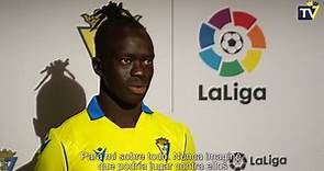 Presentación de Awer Mabil en Australia