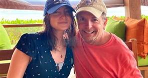 Michael J. Fox presume de su hija Esmé en su 20 cumpleaños: así ha cambiado