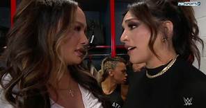 Raquel Rodriguez confronta a Nia Jax en Backstage - WWE Raw 13/11/2023 (En Español)