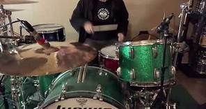 Brian Tichy: messing around, improvising..