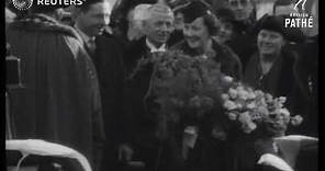 Duke and Duchess of Norfolk return to Arundel Castle after their honeymoon (1937)